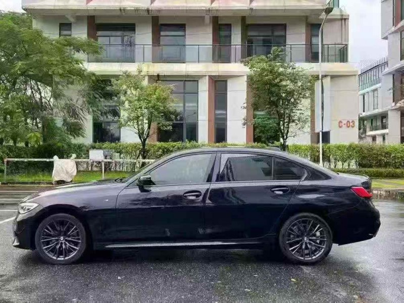 广州22年宝马3系4