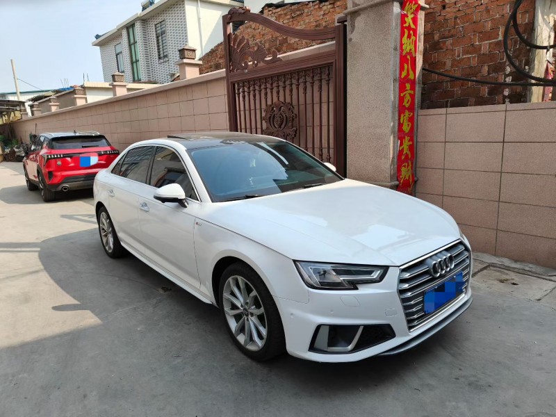 济宁19年奥迪A4L3