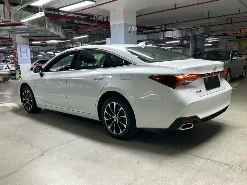 成都24年丰田亚洲龙9