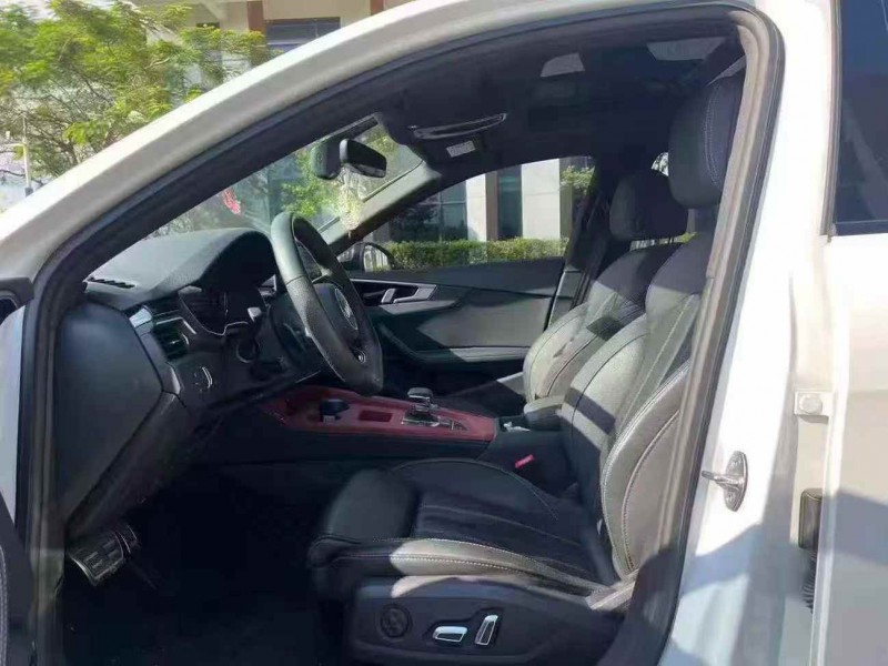 广州24年奥迪A4L8