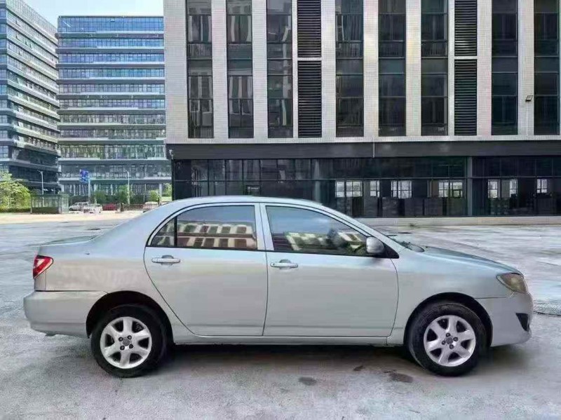 广州13年丰田花冠5