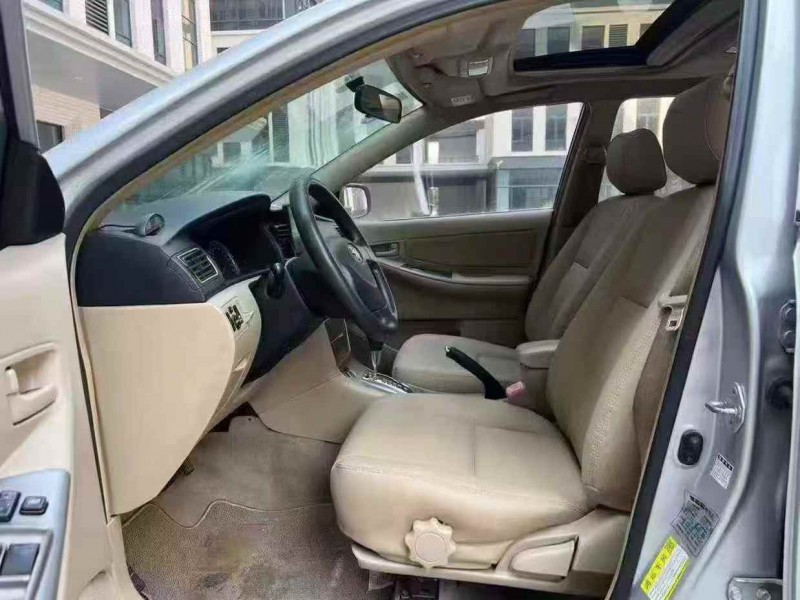 广州13年丰田花冠8