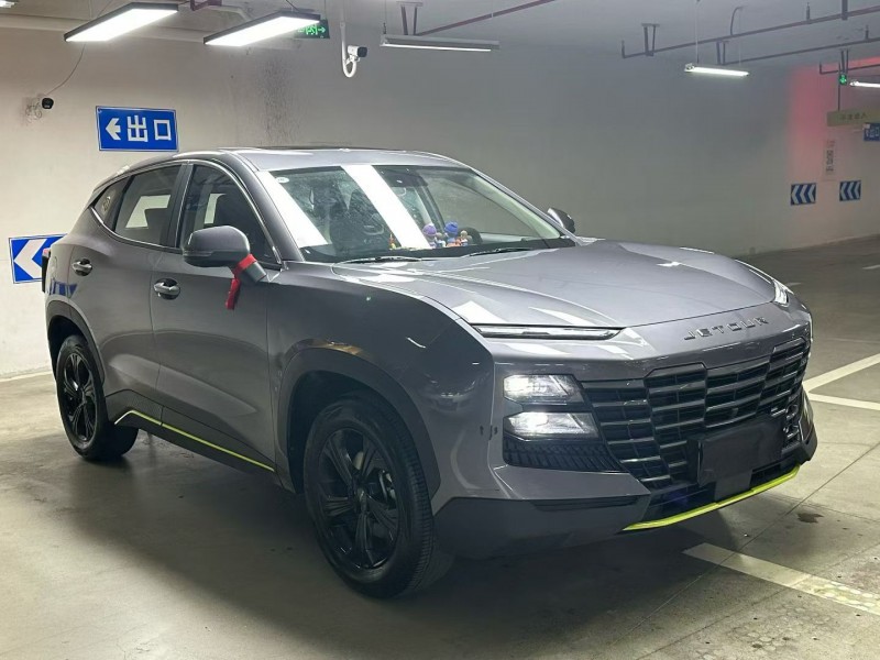 成都25年奇瑞捷途3