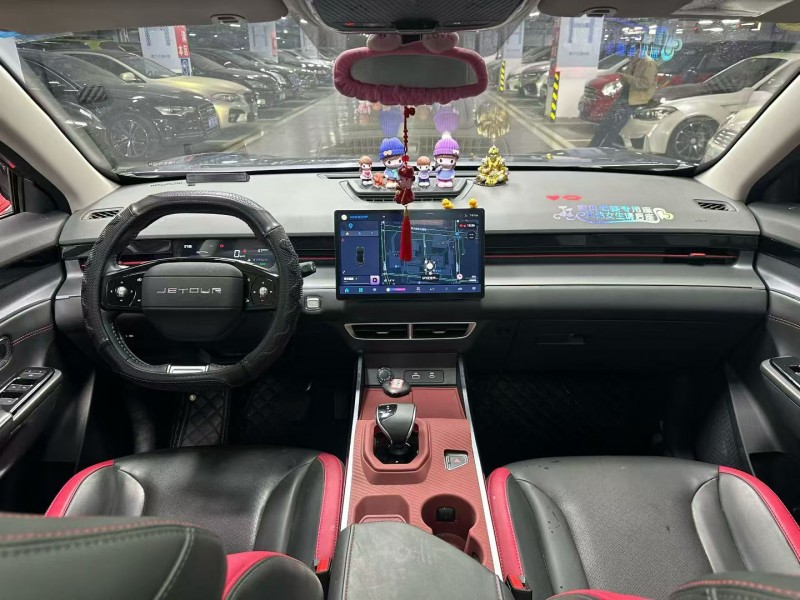 成都25年奇瑞捷途6