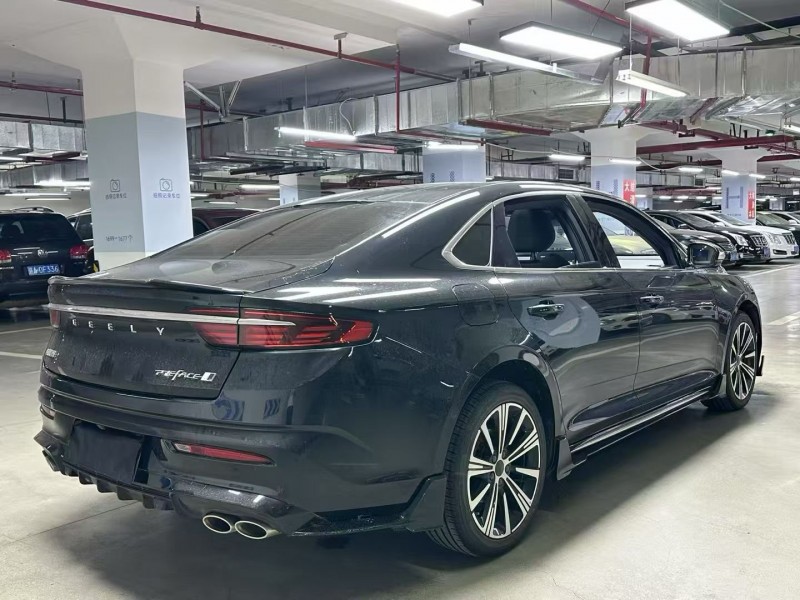 成都25年吉利星瑞7