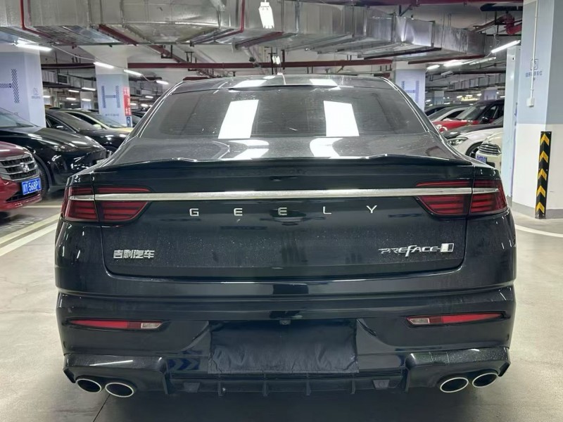 成都25年吉利星瑞9