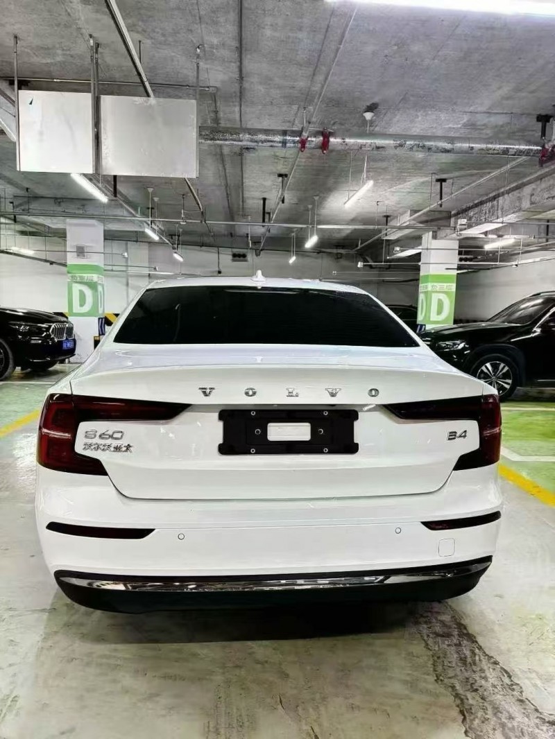 成都23年沃尔沃S60L9