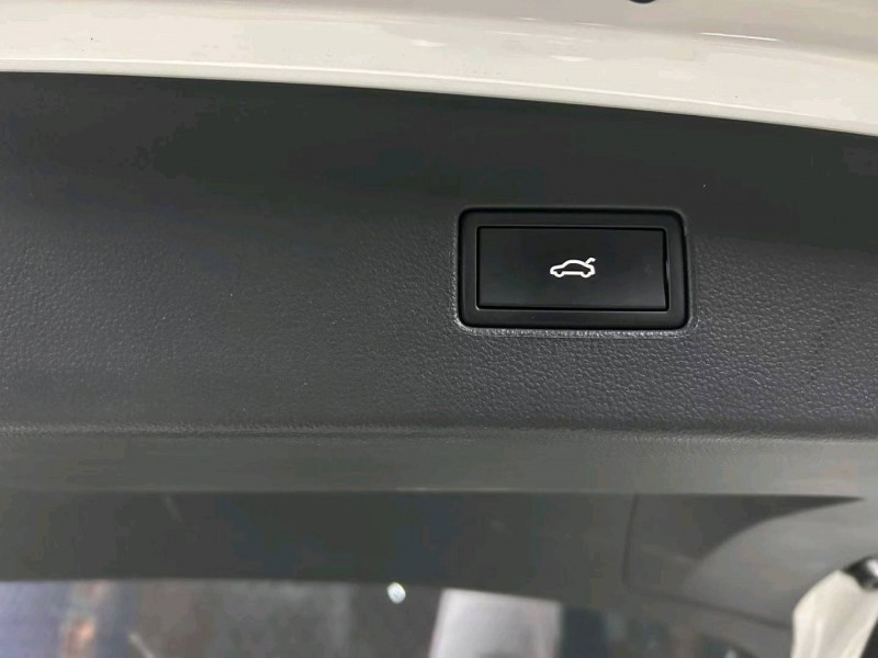 成都22年大众途观7