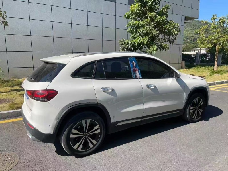 广州22年奔驰GLA7