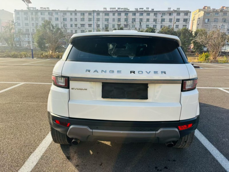 聊城16年路虎极光8