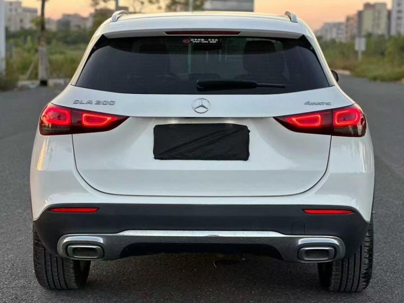 广州23年奔驰GLA9