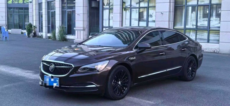 漳州18年别克艾维亚3