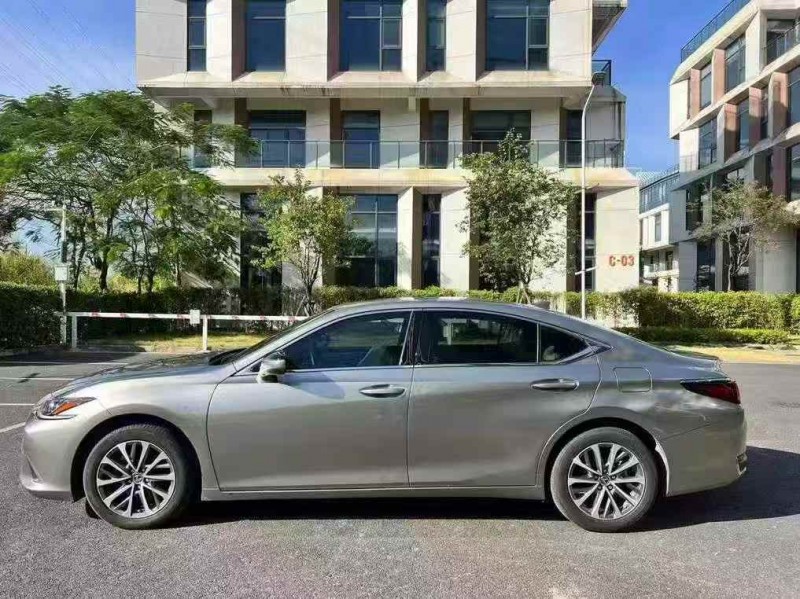 广州24年雷克萨斯ES2