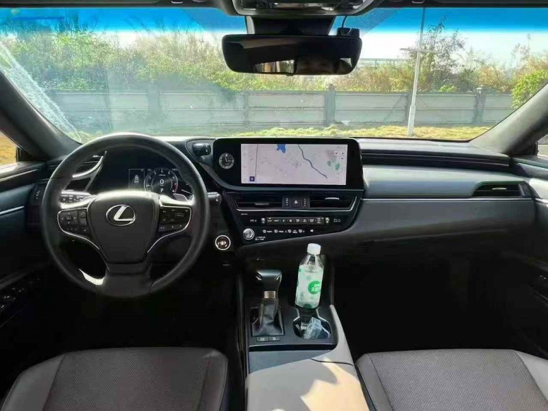 广州24年雷克萨斯ES9