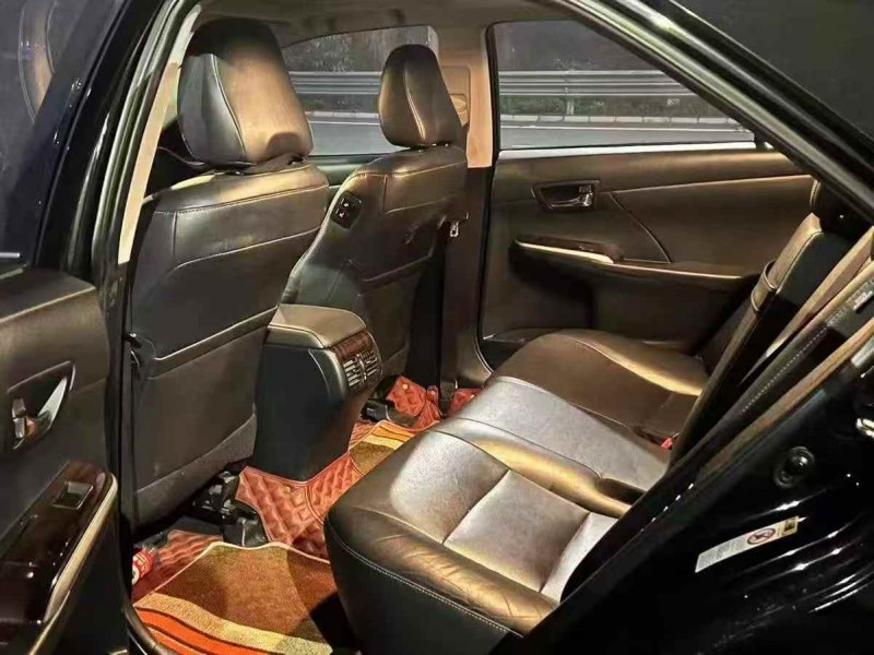 广州17年丰田凯美瑞3