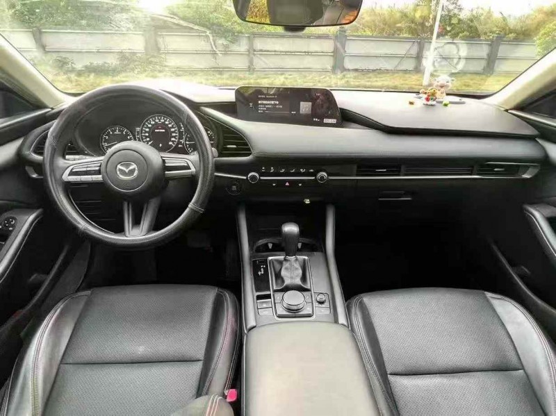 广州21年马自达昂克赛拉8