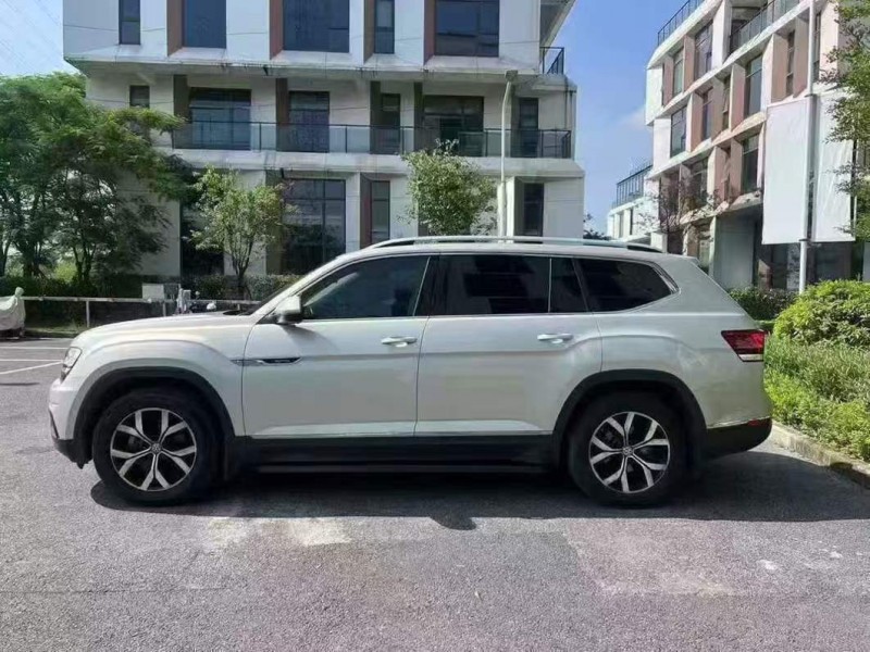 广州18年大众途昂6