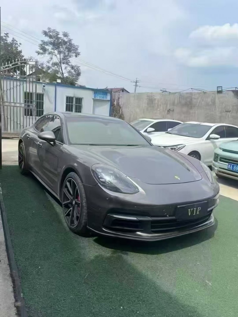 广州17年保时捷帕拉梅拉5