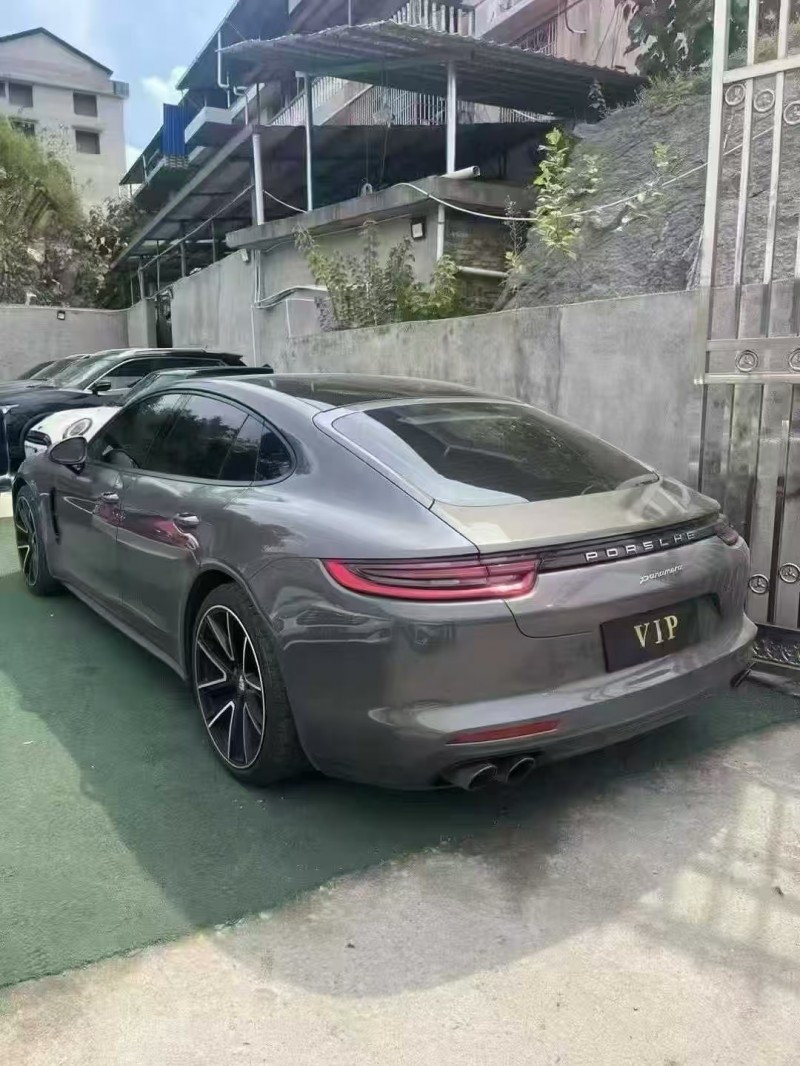 广州17年保时捷帕拉梅拉7