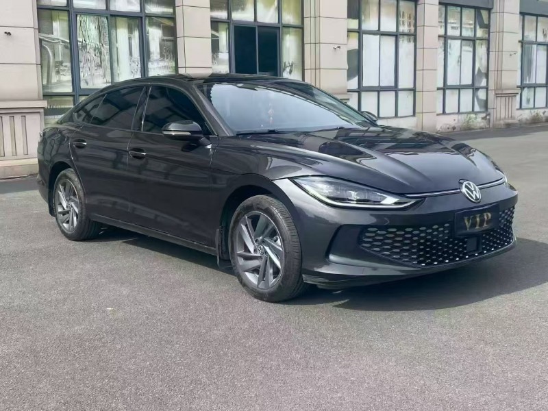 广州25年大众凌渡2