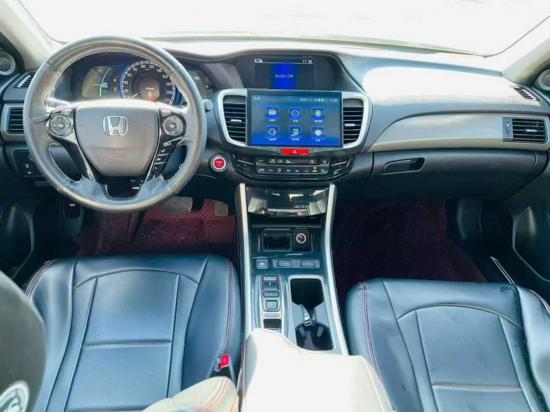 聊城17年本田雅阁6