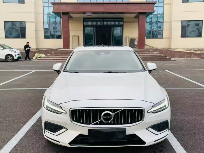 聊城21年沃尔沃S60L1