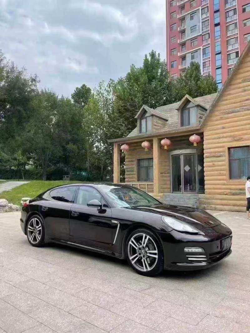 邢台13年保时捷帕拉梅拉3