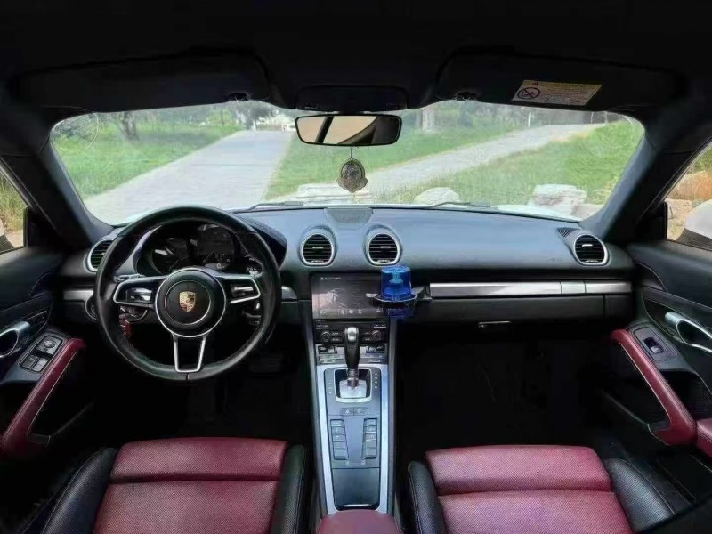 邢台17年保时捷卡曼7