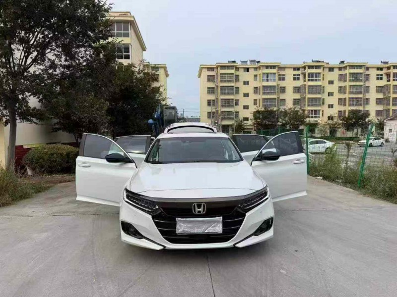 徐州23年本田雅阁6