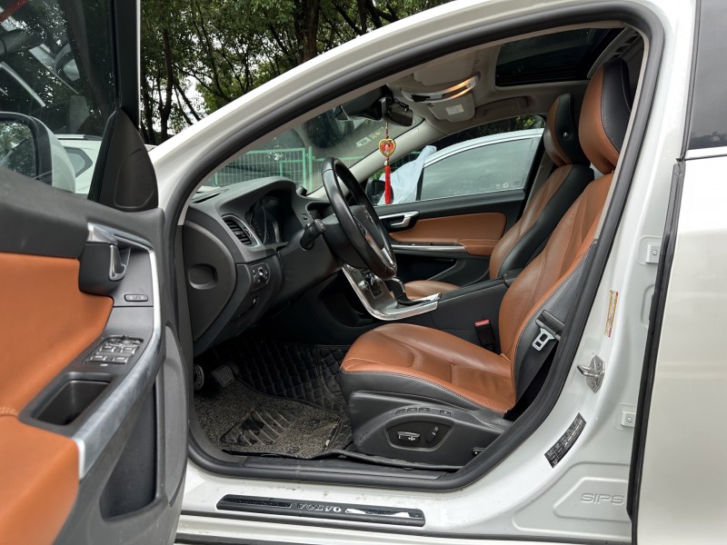 东莞19年沃尔沃S60L6