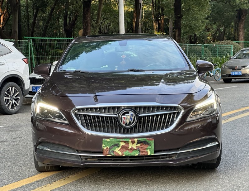 东莞18年别克君越1