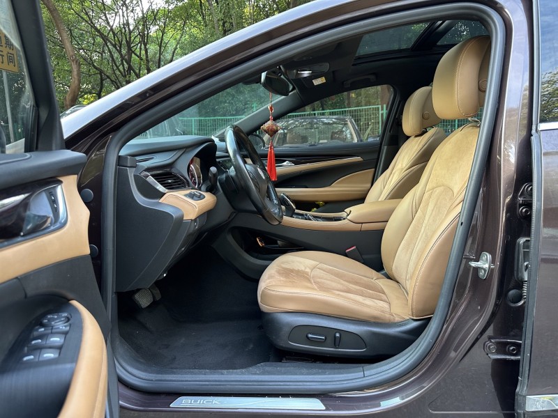 东莞18年别克君越6