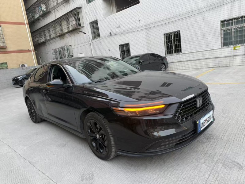 广州25年本田雅阁3