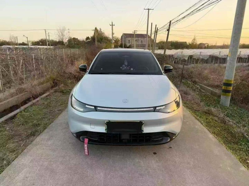 温州23年零跑汽车C011