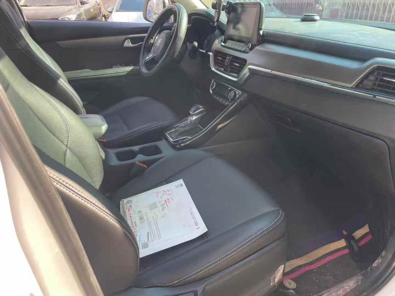 淮安19年起亚智跑5