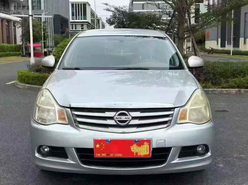 广州16年日产轩逸1