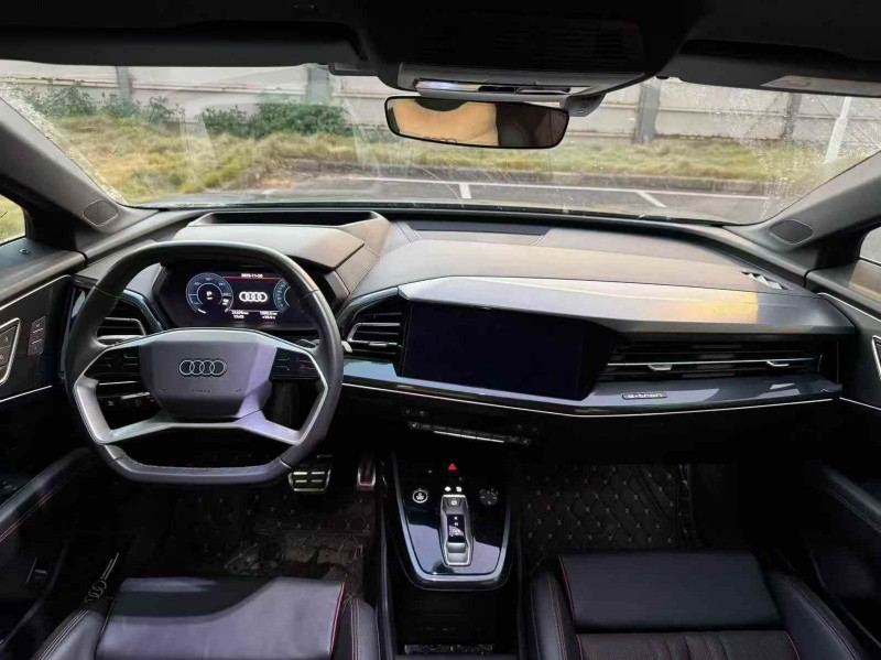 广州23年奥迪Q59