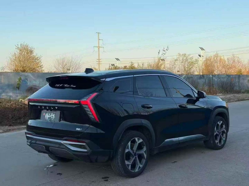 枣庄24年吉利博越6