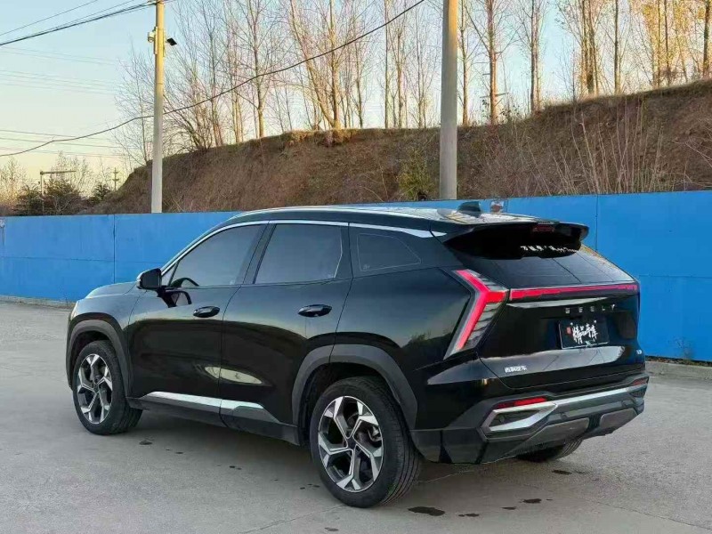 枣庄24年吉利博越8