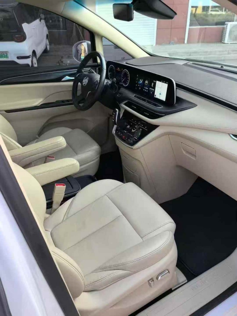 东营22年别克GL89