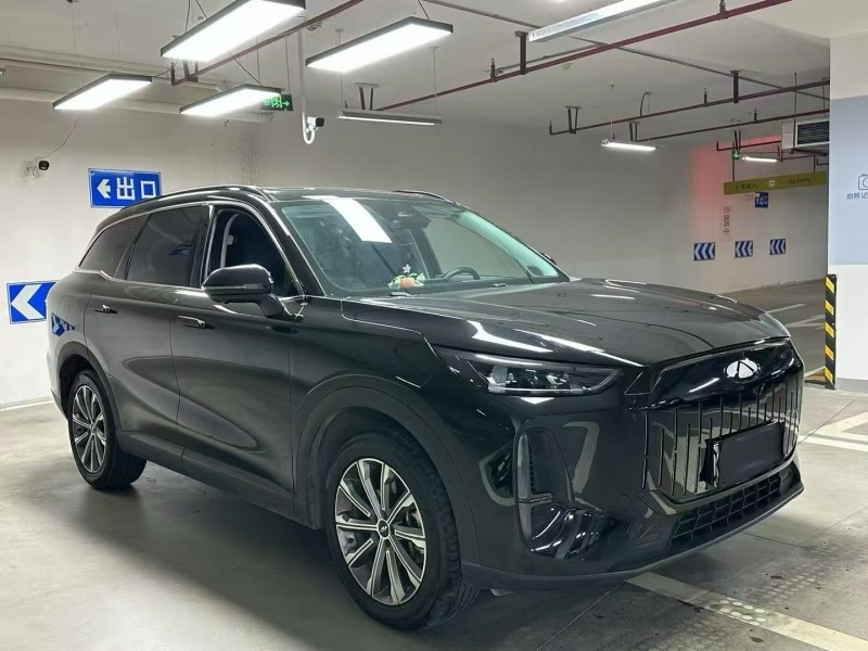 成都25年奇瑞风云3