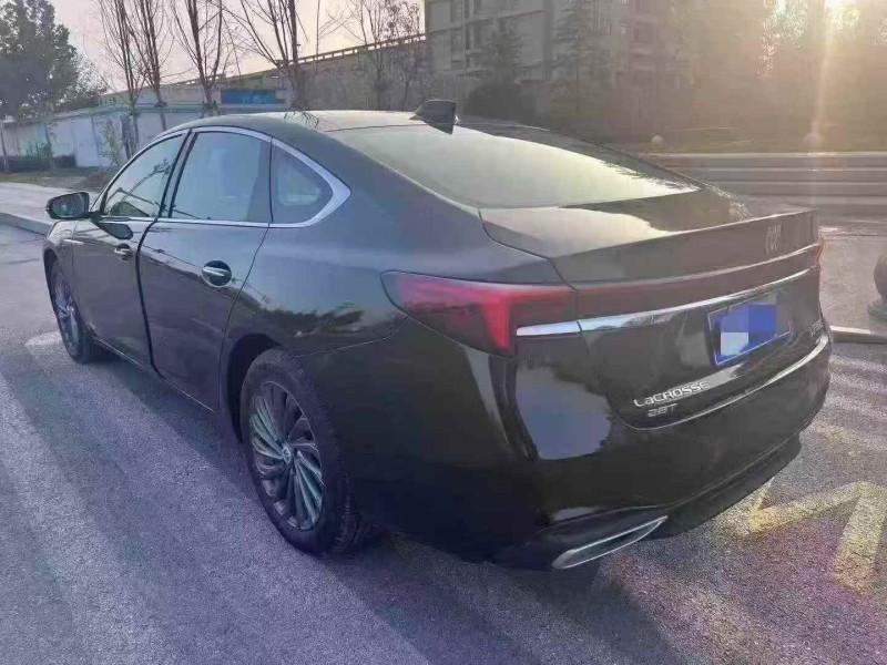 承德25年别克君越5