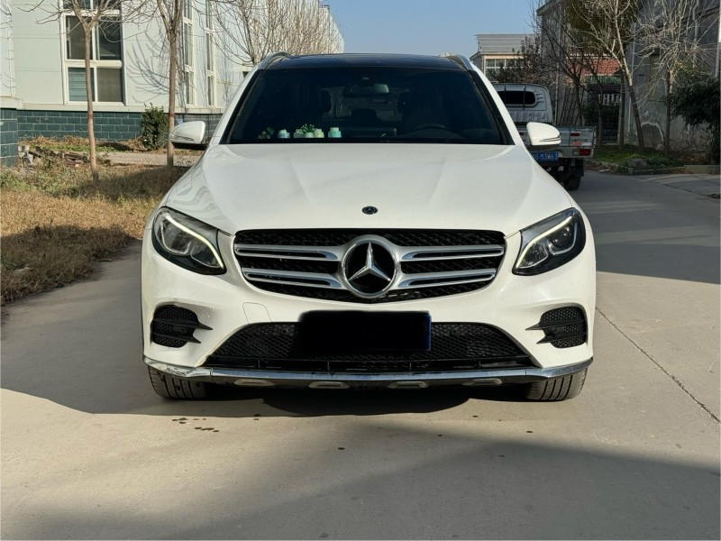 新乡19年奔驰GLC1