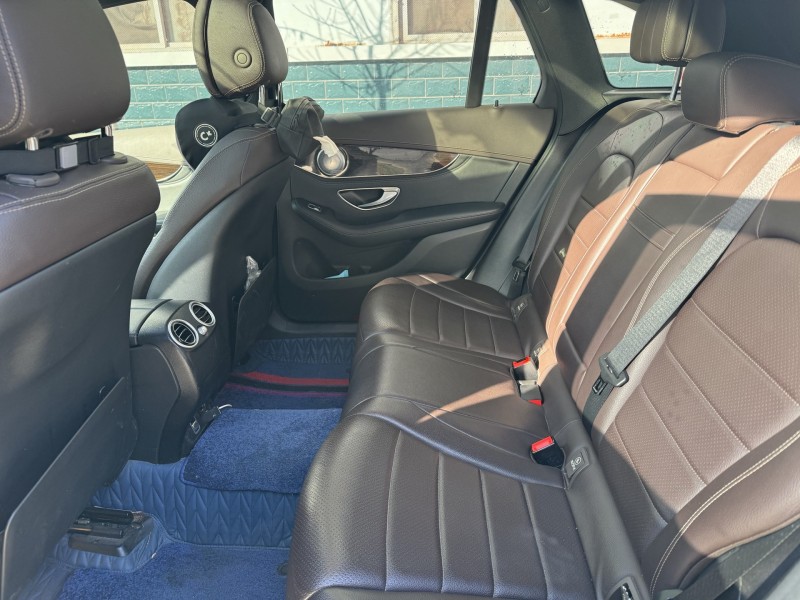 新乡19年奔驰GLC6