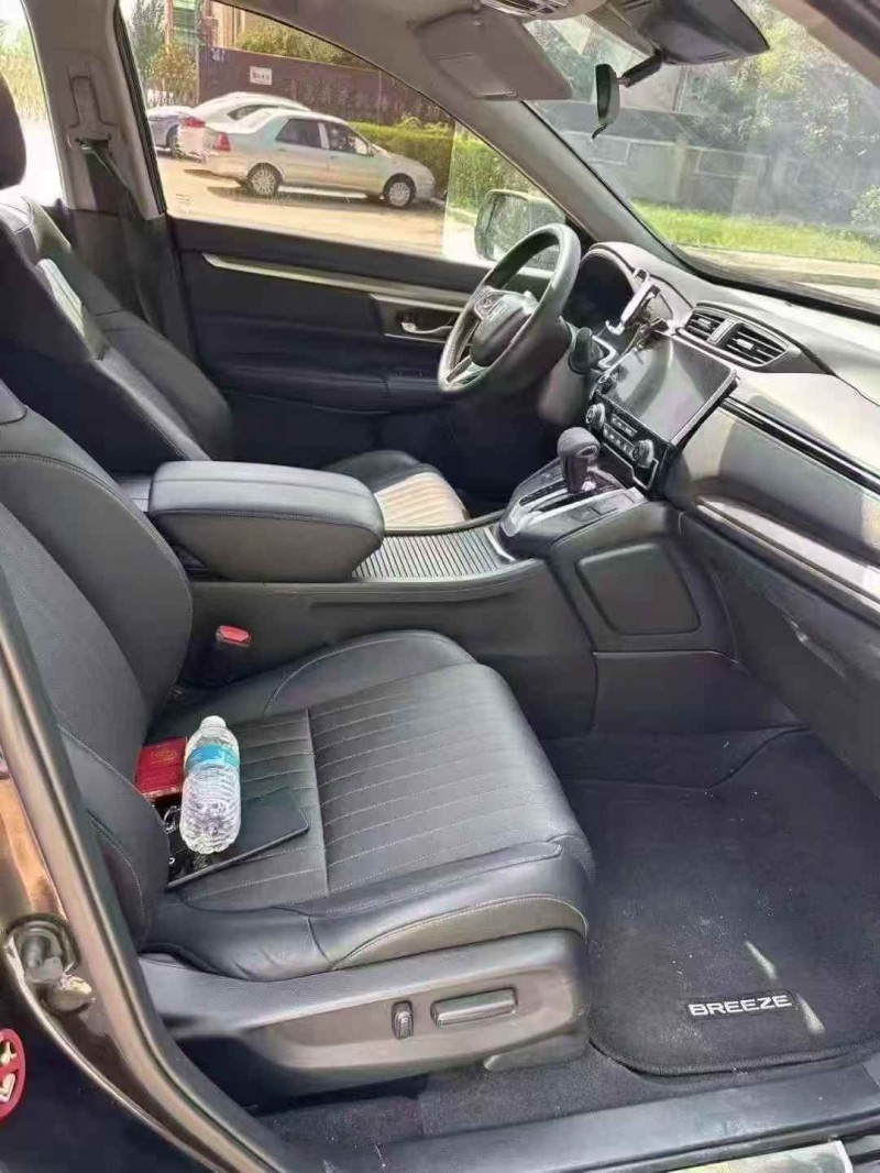 济宁22年本田皓影5