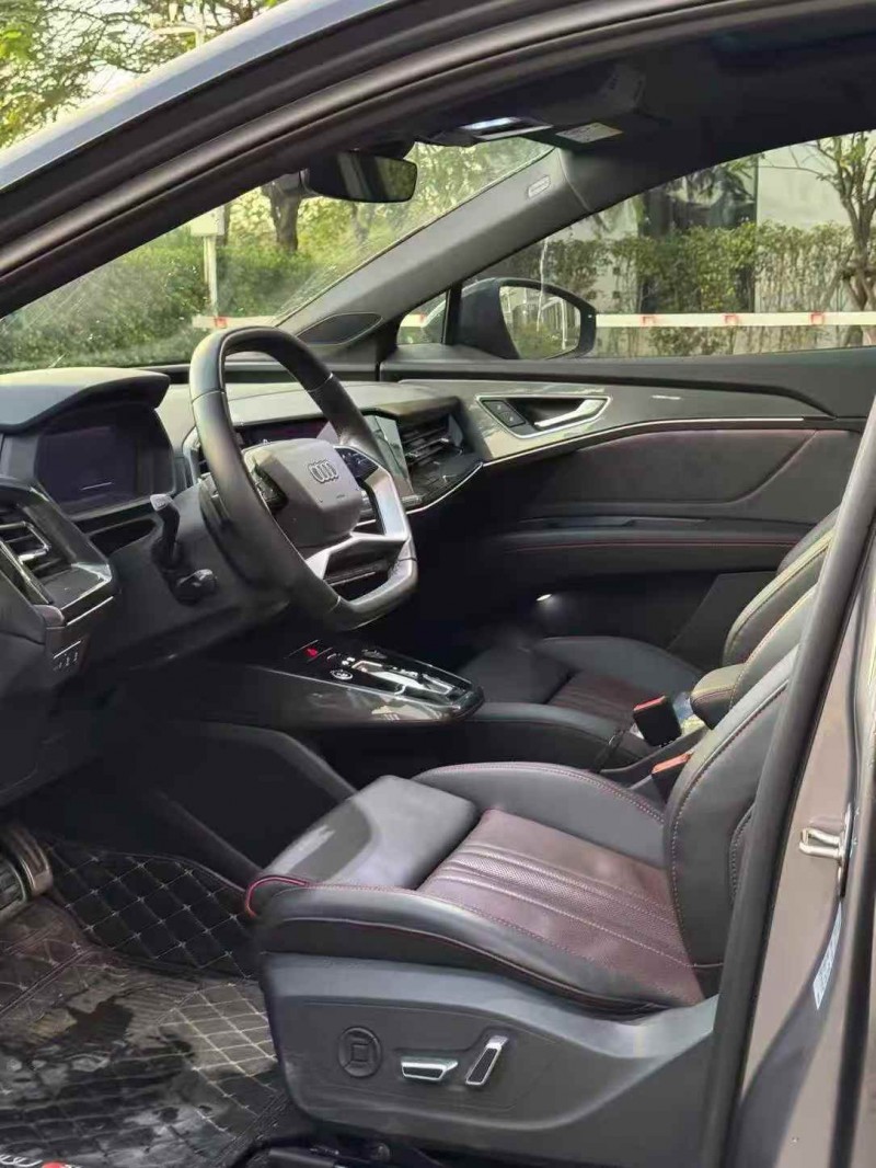 广州23年奥迪Q56