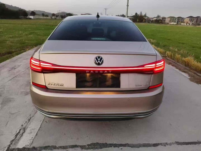 嘉兴22年大众帕萨特9