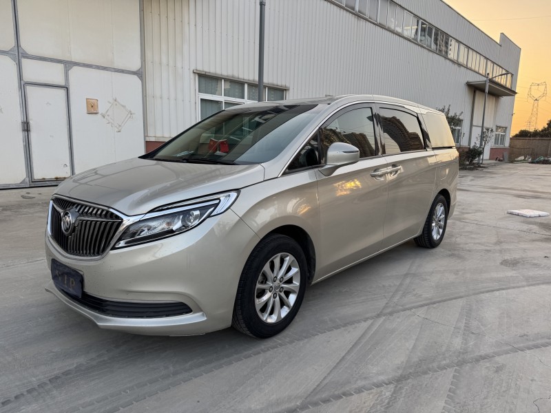 徐州19年别克GL82