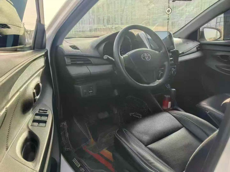 东营19年丰田威驰4