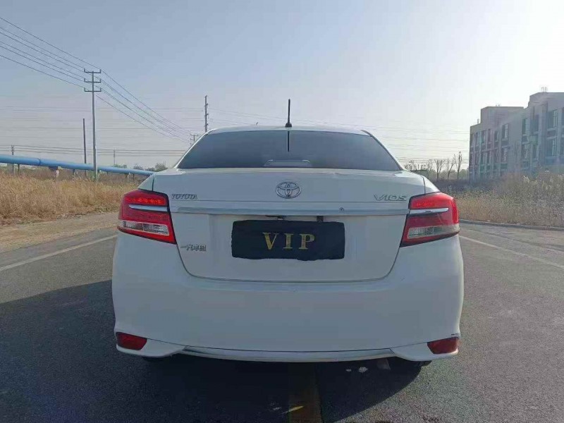 东营19年丰田威驰9